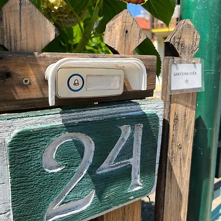 Lägenhet Garickina Kuca *